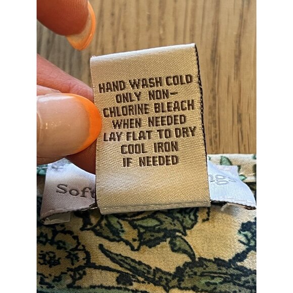 Soft Surroundings Top Women Size Medium Pullover‎ Tunic Henley Floral Roll Tab - Picture 7 of 13